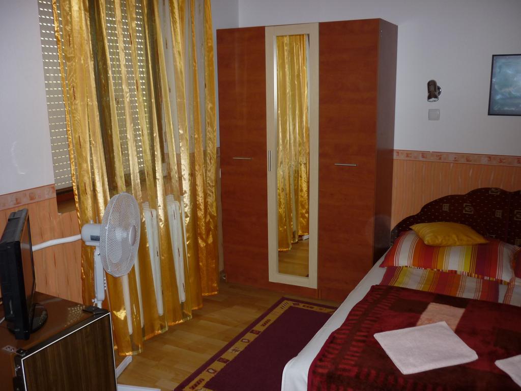 Buekk Vendeghaz Hotel Noszvaj Exterior foto